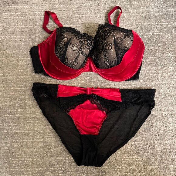 Adore Me Black Red Satin Lace Valentines Day Plus Lingerie Set 40H 2X NWT - Picture 1 of 8
